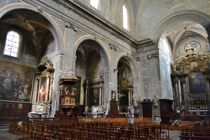 Cathédrale Saint-Benoit - Castres