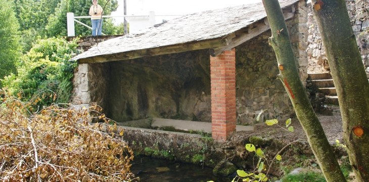 Lavoir - Ferrières