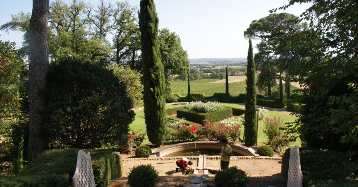 Château de Saurs ( Producteur de Vin BIO ) Le Parc du Château - Gaillac