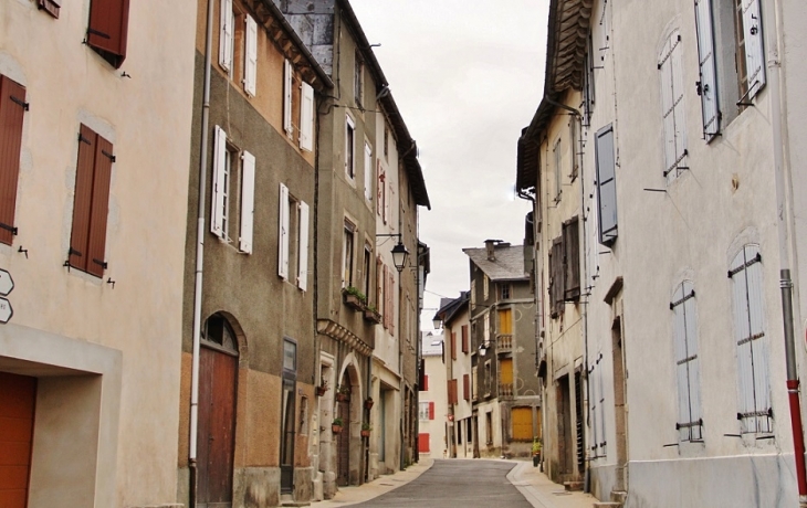 Le Village - Lacaune