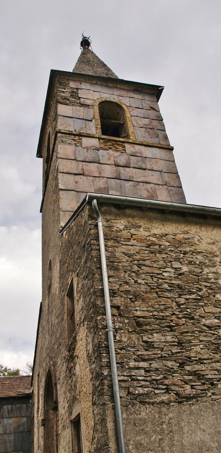 ...Eglise Saint-Pierre - Lacaze