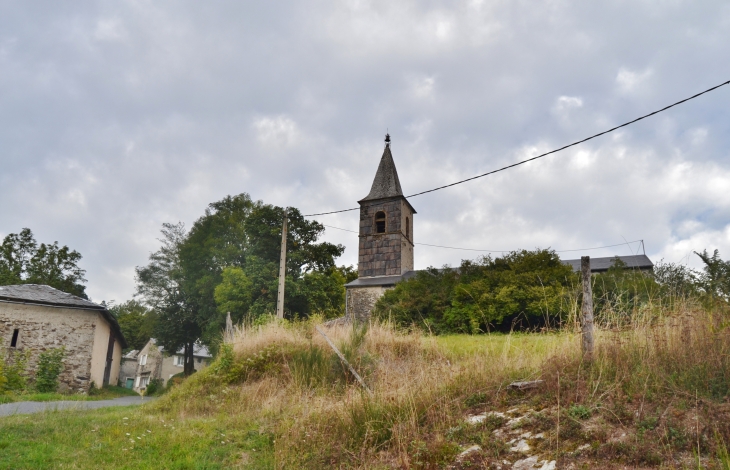 ...Eglise Saint-Pierre - Lacaze