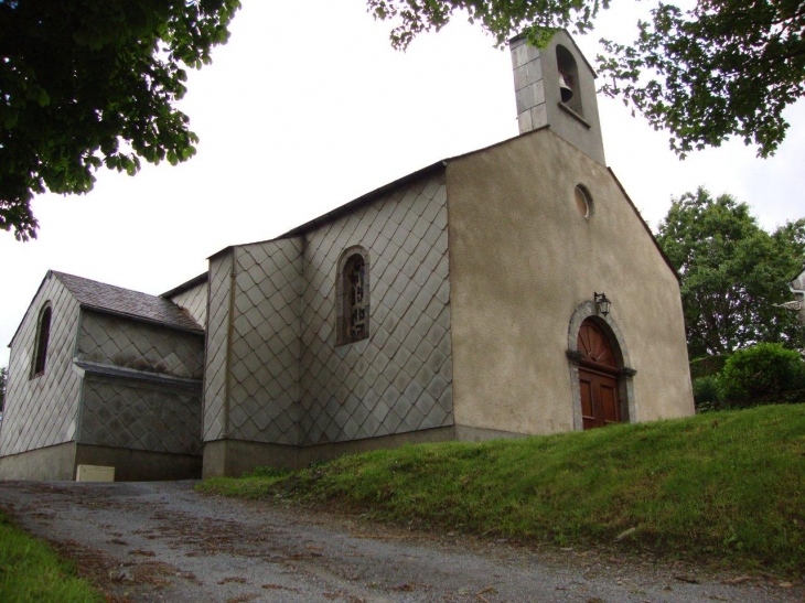 Lasfaillades (81260) église de Bouisset