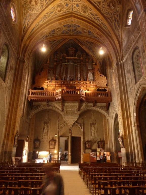 Cathédrale St Alain - la nef et orgues - Lavaur