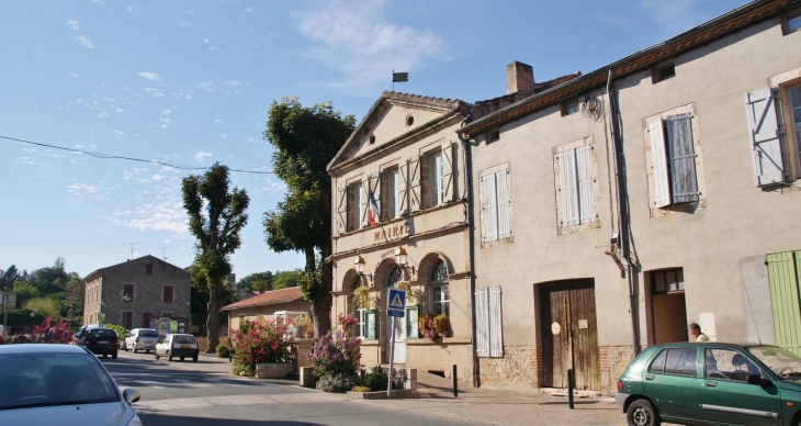 Mairie - Les Cabannes