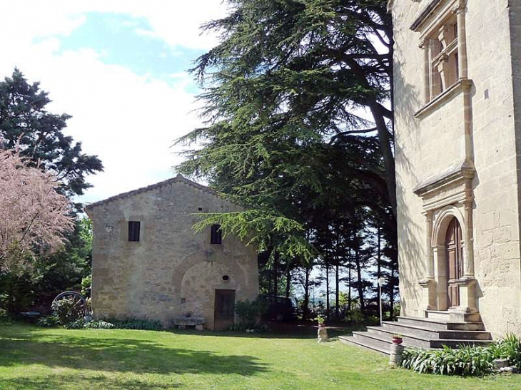 Dans la cour du château - Magrin