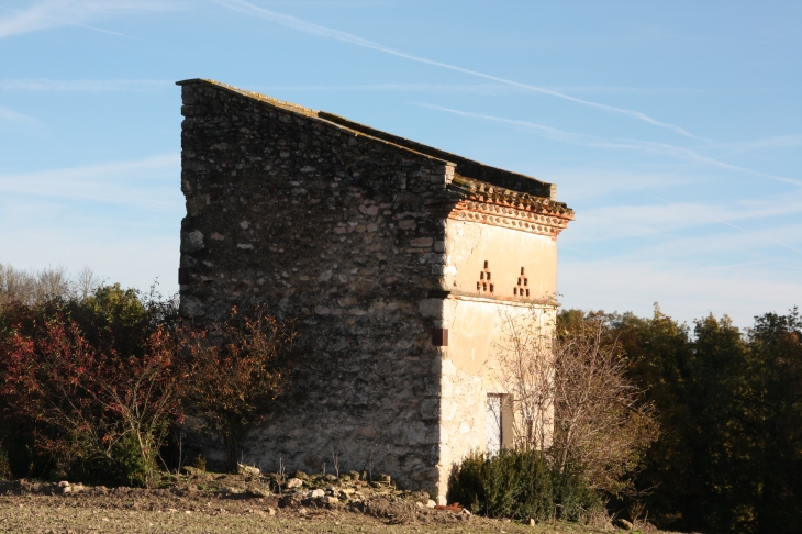 PIGEONNIER - Mailhoc