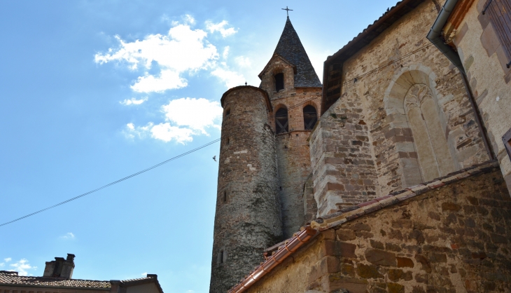 *Eglise Saint-Pierre ( 1550 ) - Monestiés