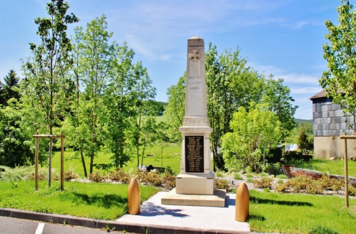 Monument-aux-Morts  - Moulin-Mage