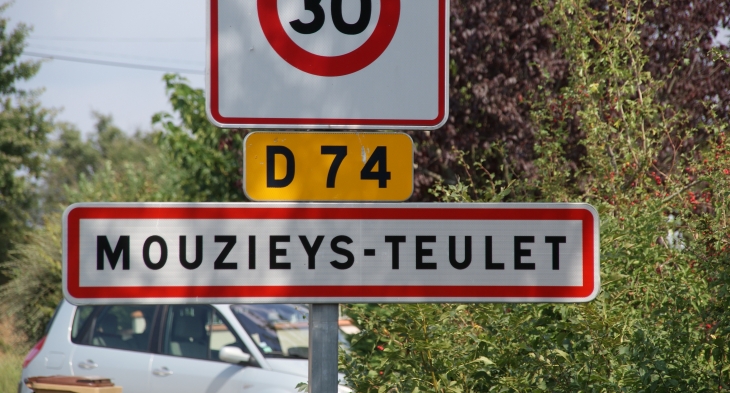  - Mouzieys-Teulet