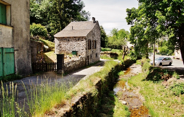 Le Village - Murat-sur-Vèbre