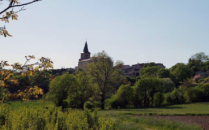 Vue sur le village - Noailles