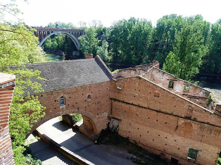 Au dessus des remparts - Rabastens