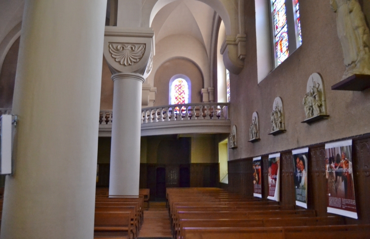 ..Eglise SaintFrançois - Roquecourbe