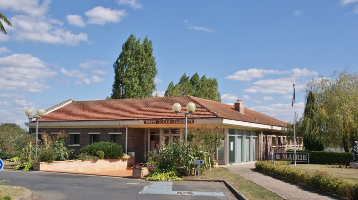 Mairie - Saint-Benoît-de-Carmaux