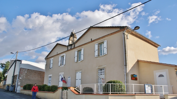 Mairie - Saint-Julien-du-Puy