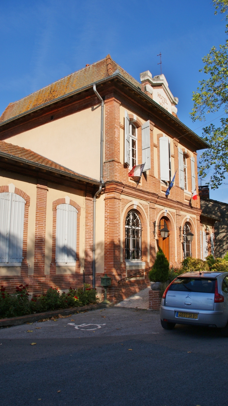 Hotel-de-Ville - Saint-Paul-Cap-de-Joux