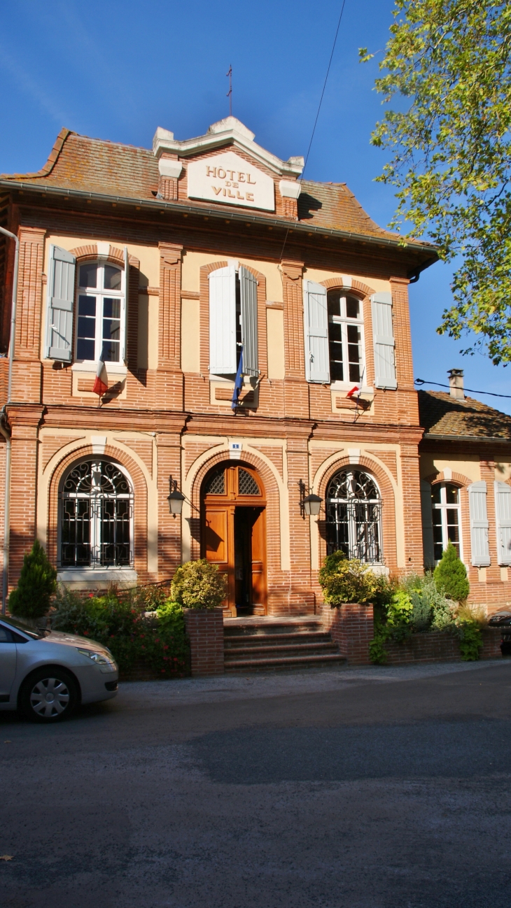 Hotel-de-Ville - Saint-Paul-Cap-de-Joux