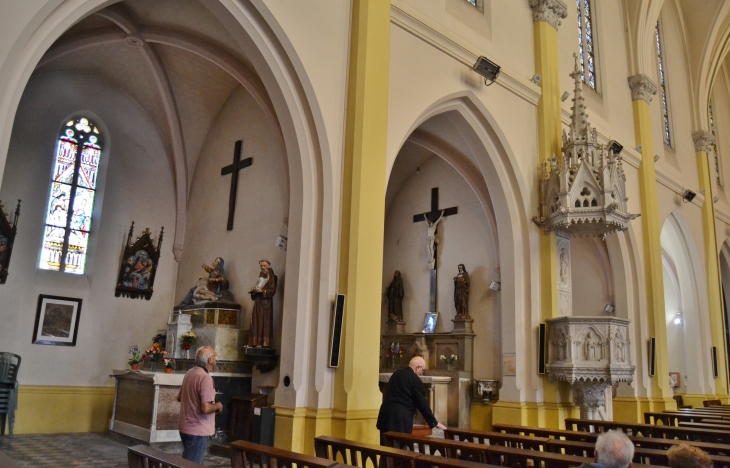 &Eglise Saint-Sulpice 13 Em Siècle