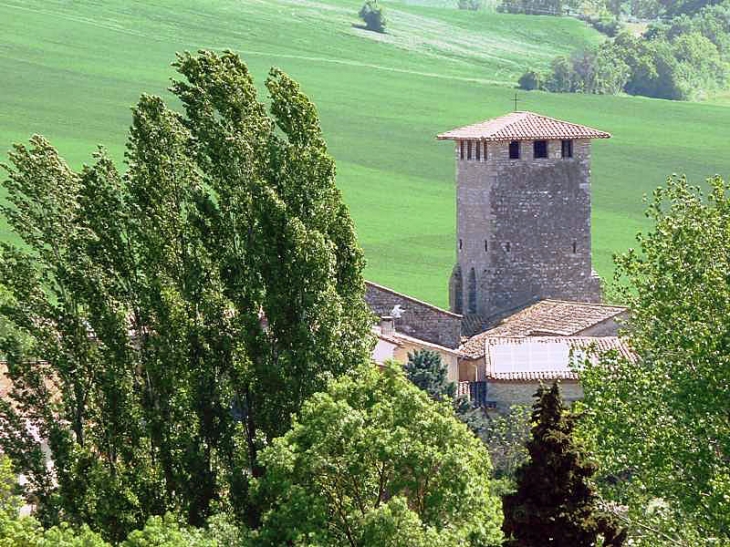 Vue sur l'église - Sainte-Croix