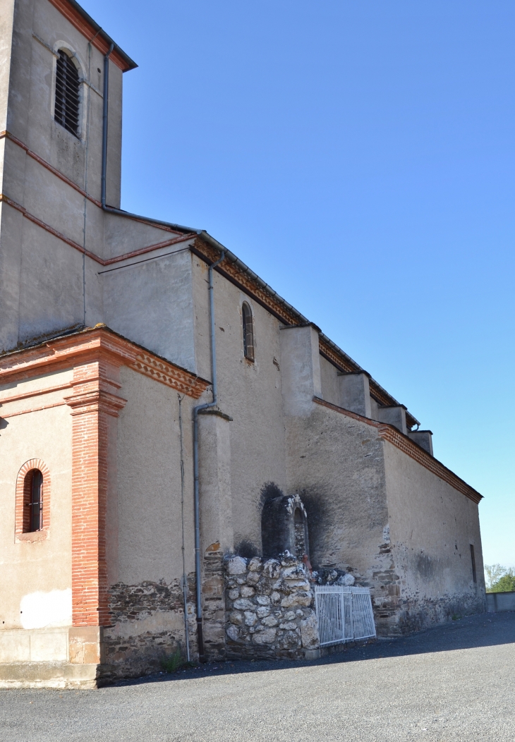 *Eglise Sainte-Gemme