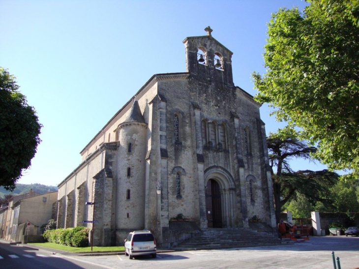 Sorèze (81540) église, façade