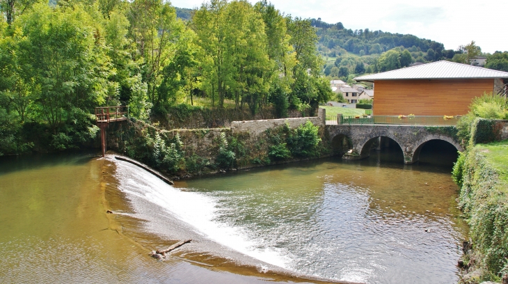 Au Fond le Pont-Vieux - Vabre