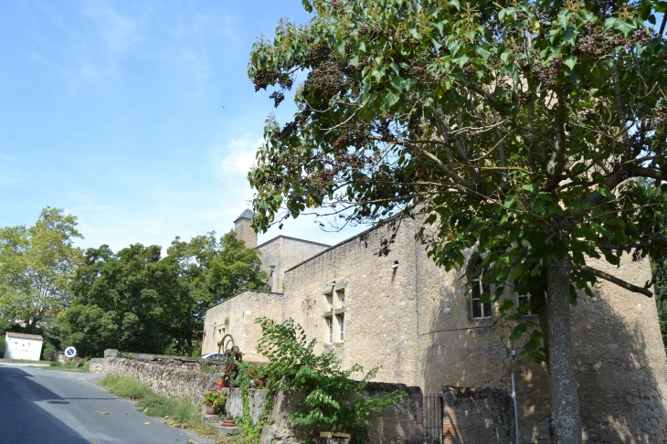 .Château de Venes 12 Em Siècle - Vénès