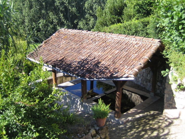 Lavoir du haut - Vieux