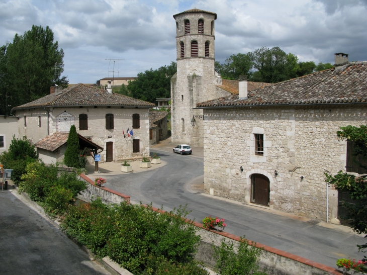 Eglise Sainte Eugène et ruisseau de la Sesquière - Vieux