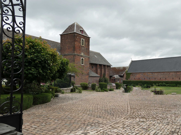 La cour du château - Abscon