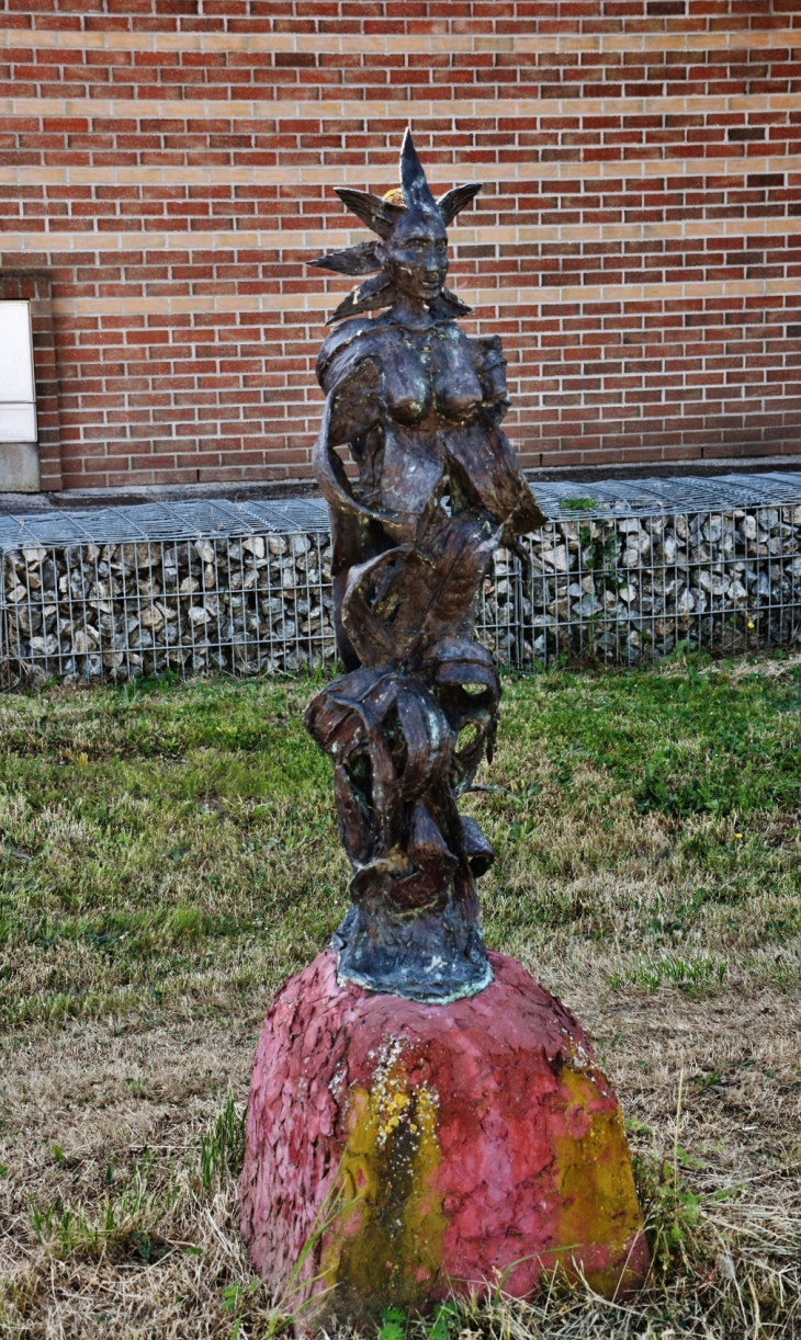 Sculpture - Aulnoy-lez-Valenciennes