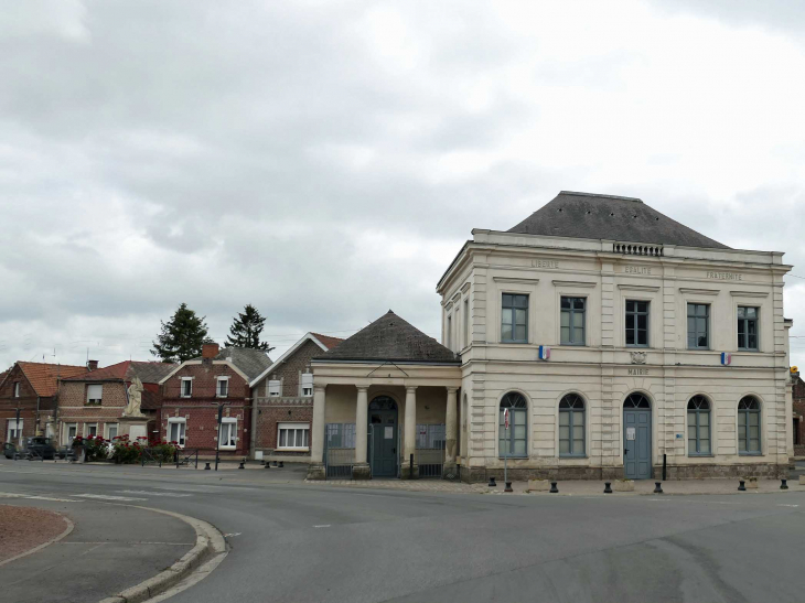 La mairie - Avesnes-le-Sec