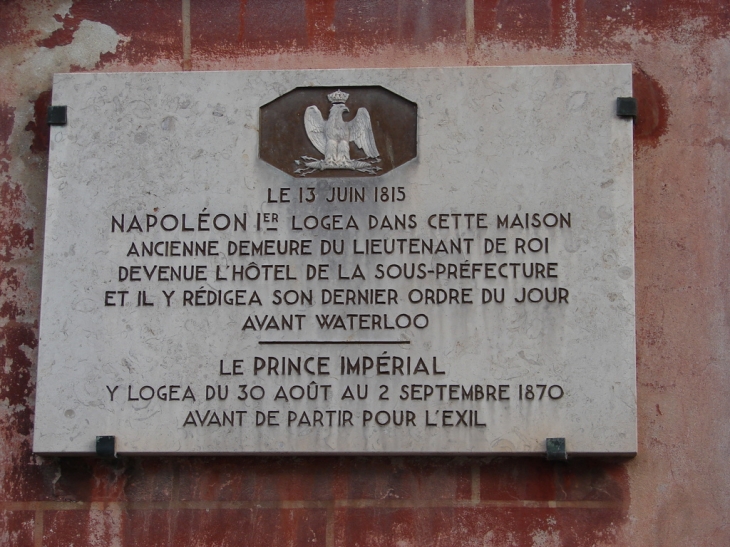 Napoléon 1er est passé dans la Ville - Avesnes-sur-Helpe