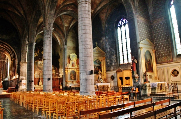  Collégiale Saint-Nicolas - Avesnes-sur-Helpe