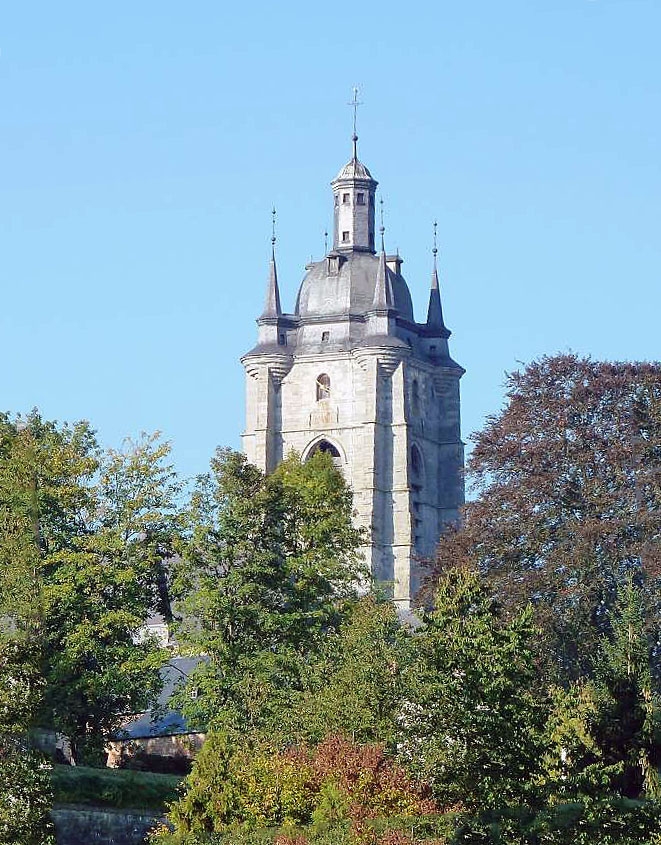 Vue sur la collégiale - Avesnes-sur-Helpe