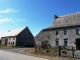 maisons du village en pierre bleue locale