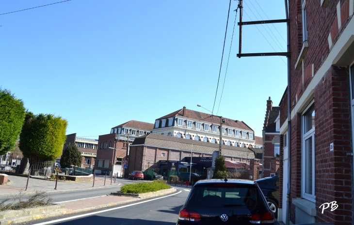 Lycée Institution Sainte-Marie - Beaucamps-Ligny