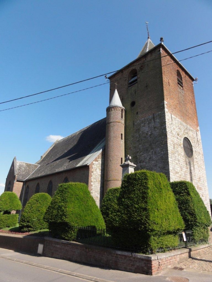 Beaudignies (59530) église Saint-Étienne, fortifiée