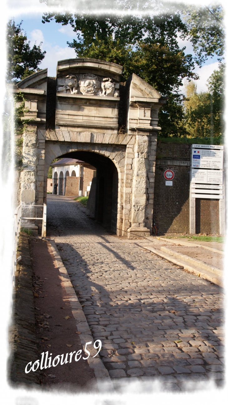 Porte de la ville fortifiée - Bergues