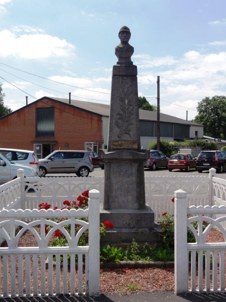 Bersillies (59600) le monument aux morts