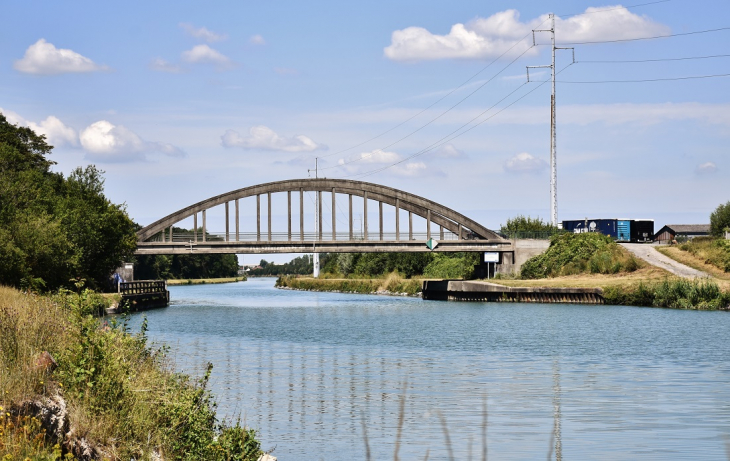 Canal de Neufossé - Blaringhem