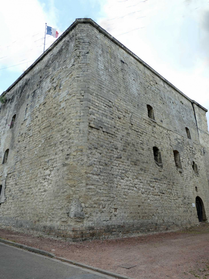 La tour d'Ostravant - Bouchain