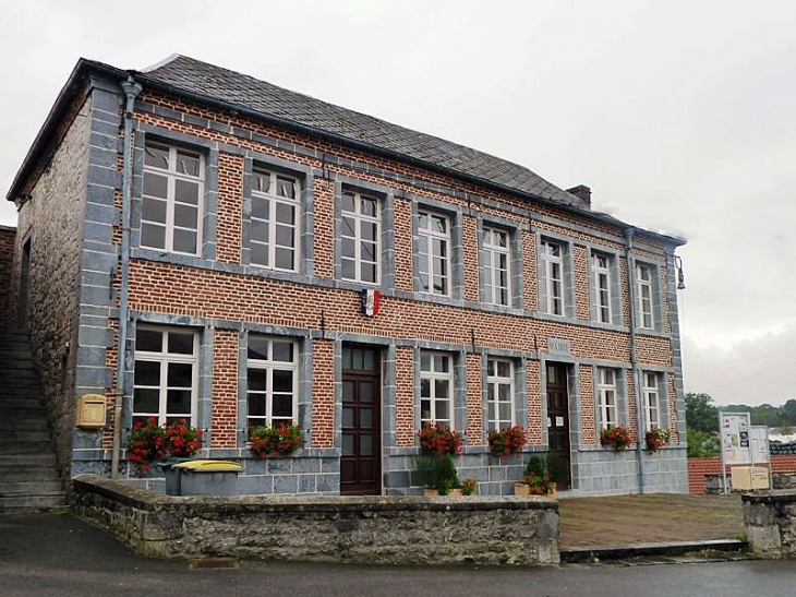 La mairie - Bousignies-sur-Roc