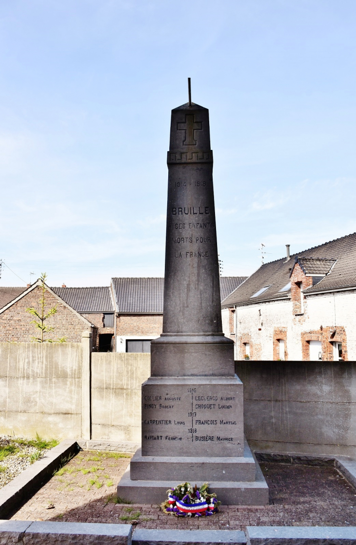 Monument-aux-Morts - Bruille-Saint-Amand