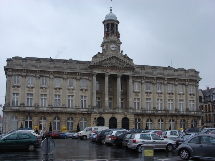 L'Hôtel de Ville - Cambrai