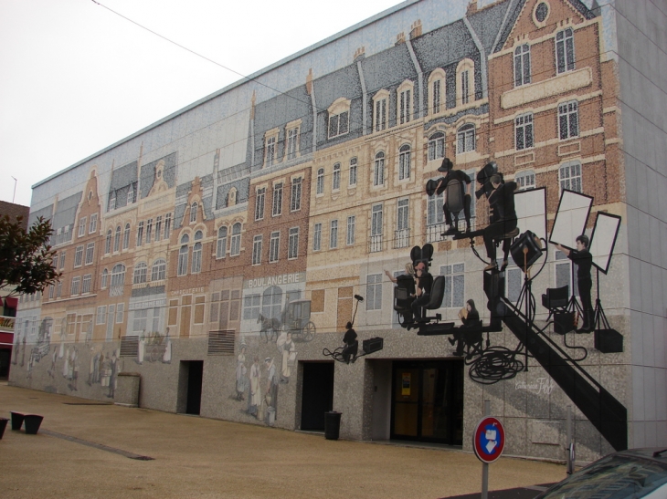 Rue de la Citadelle, Fresque réalisée par Catherine FEFF - Cambrai