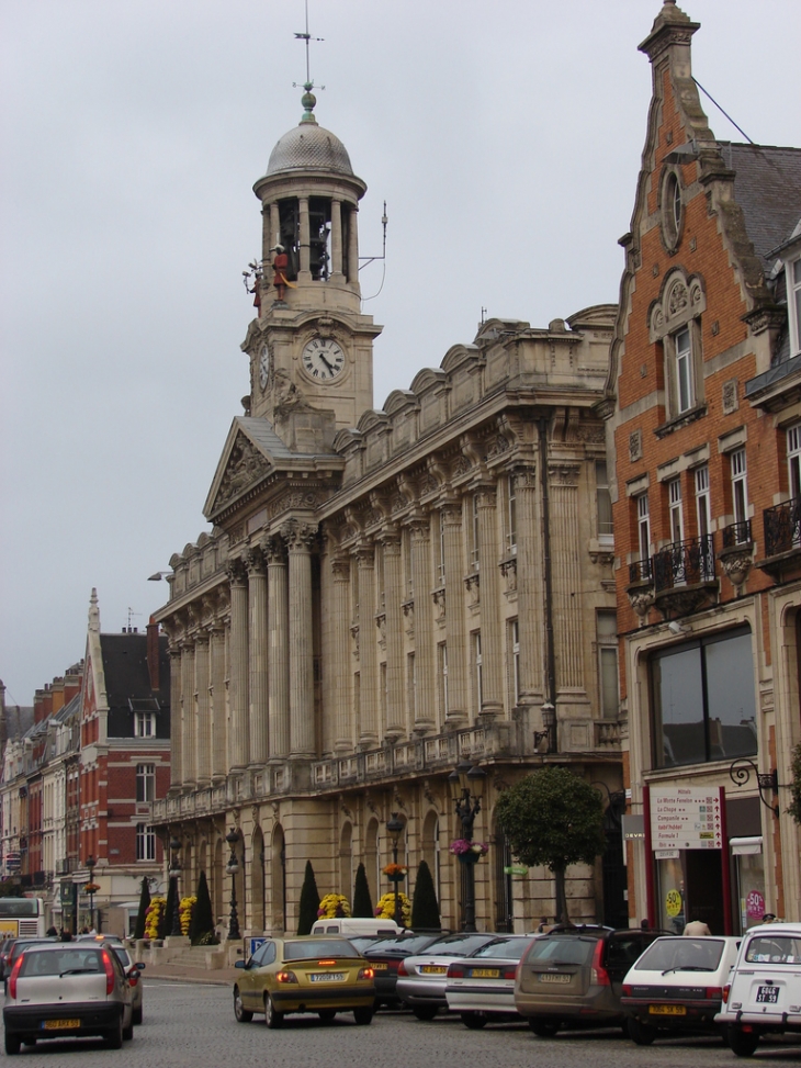 L'Hôtel de Ville - Cambrai