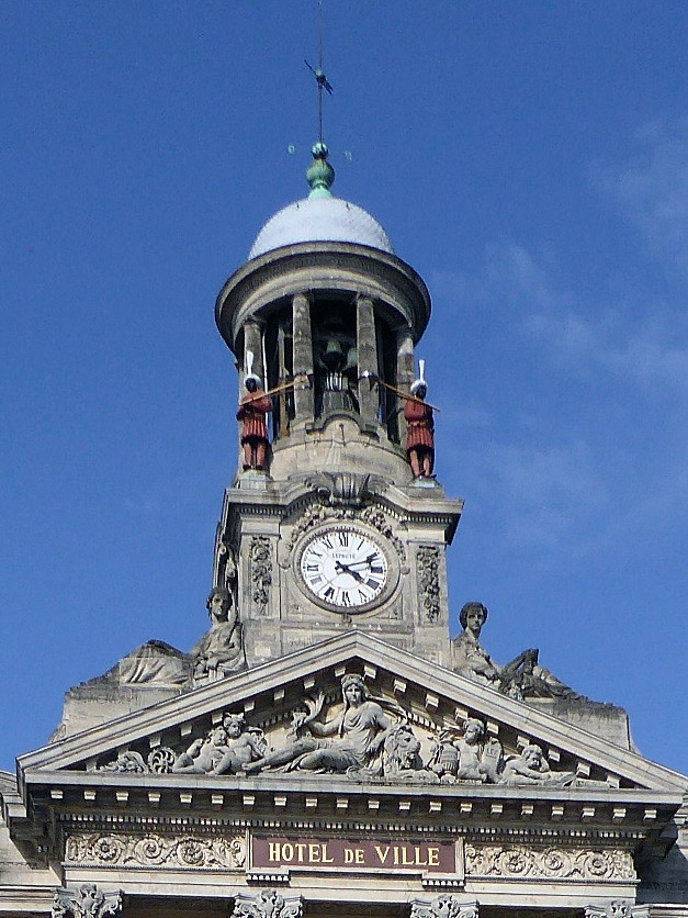 Les jacquemarts de l'hôtel de ville - Cambrai