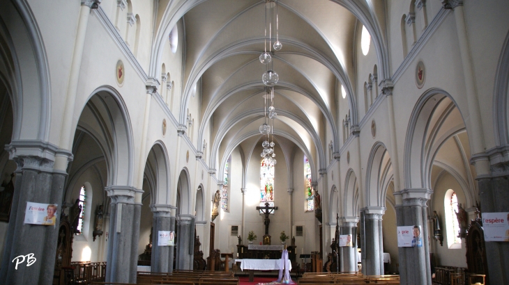 Nef de l'église Saint-Nicolas - Capelle